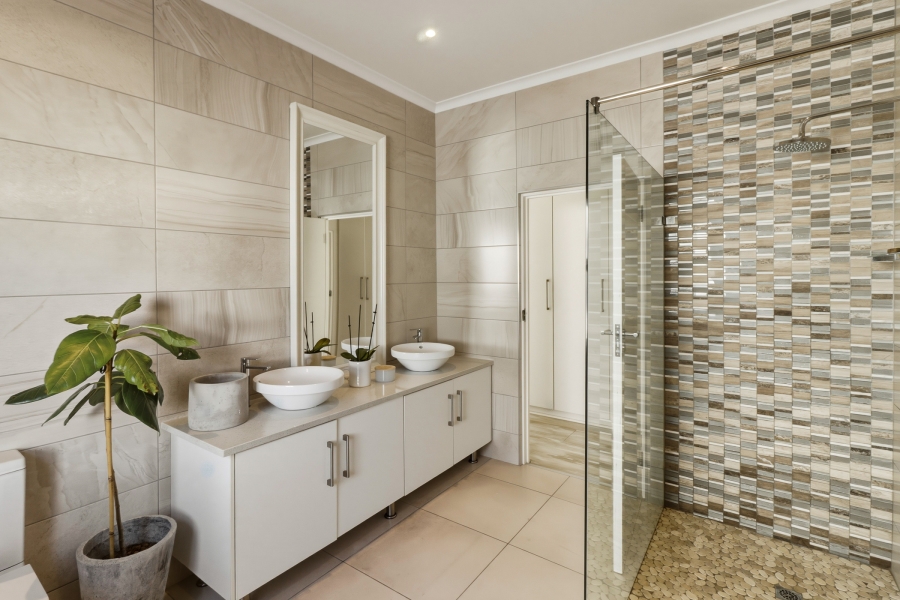3 Bedroom Property for Sale in Croydon Vineyard Estate Western Cape